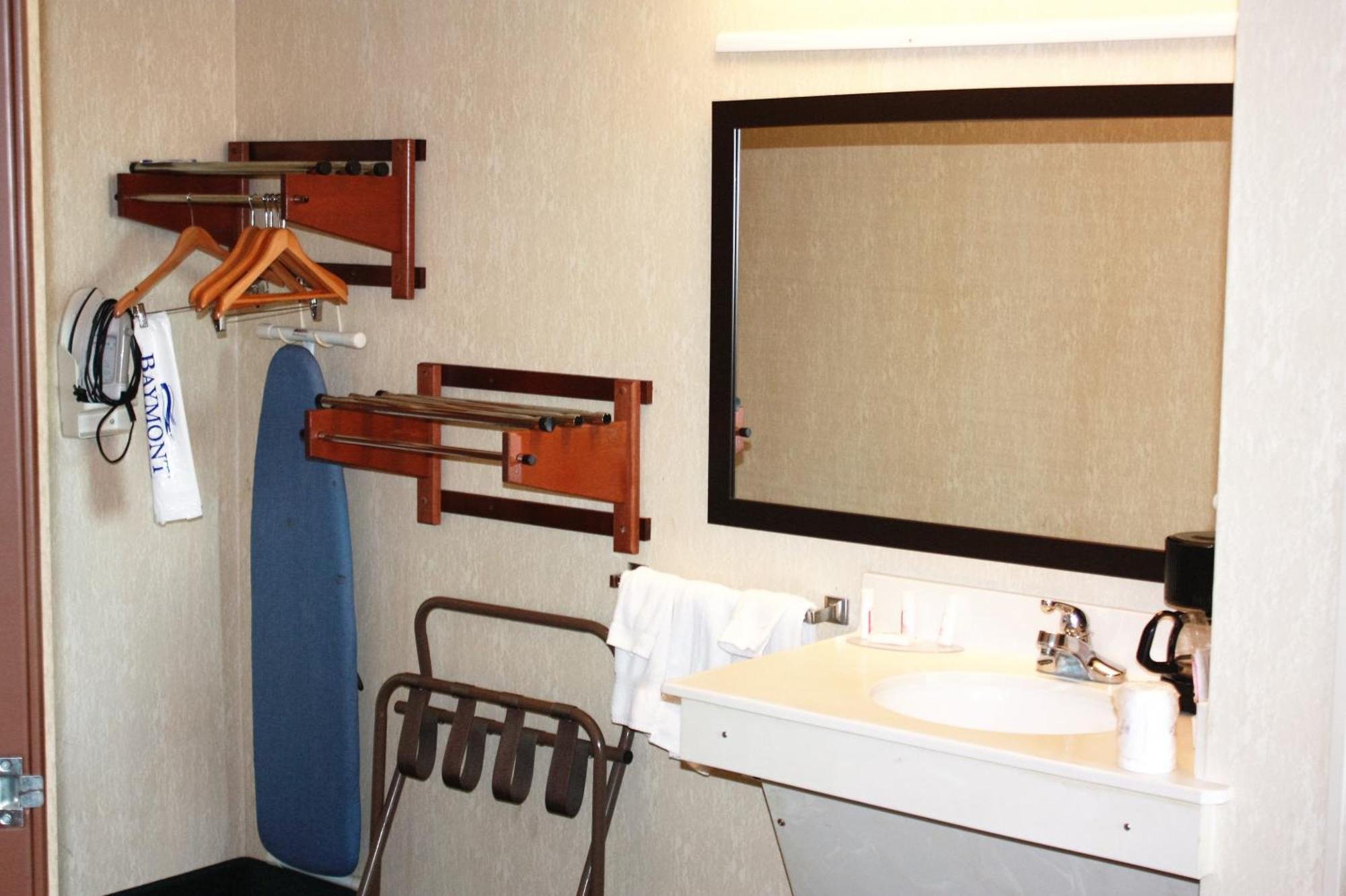 Baymont By Wyndham Jonesboro Hotell Rom bilde